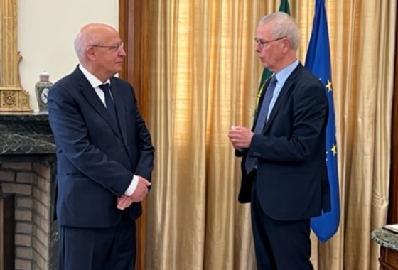 Tiny Kox is meets with the President of the National Assembly, Augusto Santos Silva 